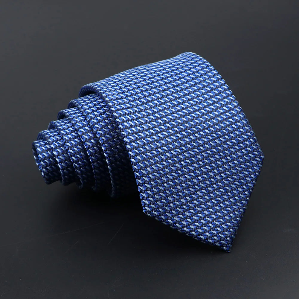Melun - Classic Textured White and Blue Necktie