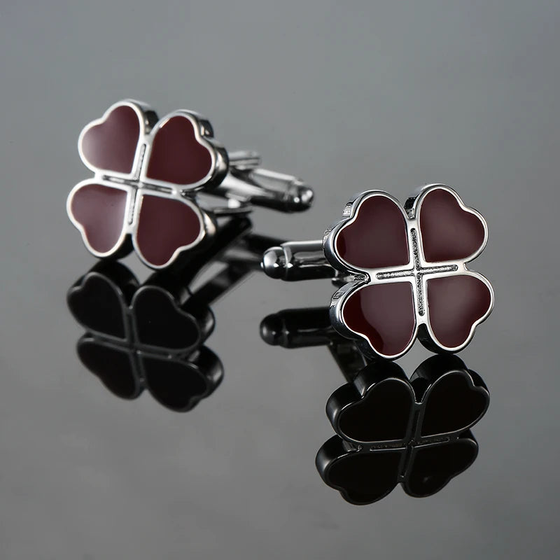 Talisman Cufflink – Farnese Garnet Clover
