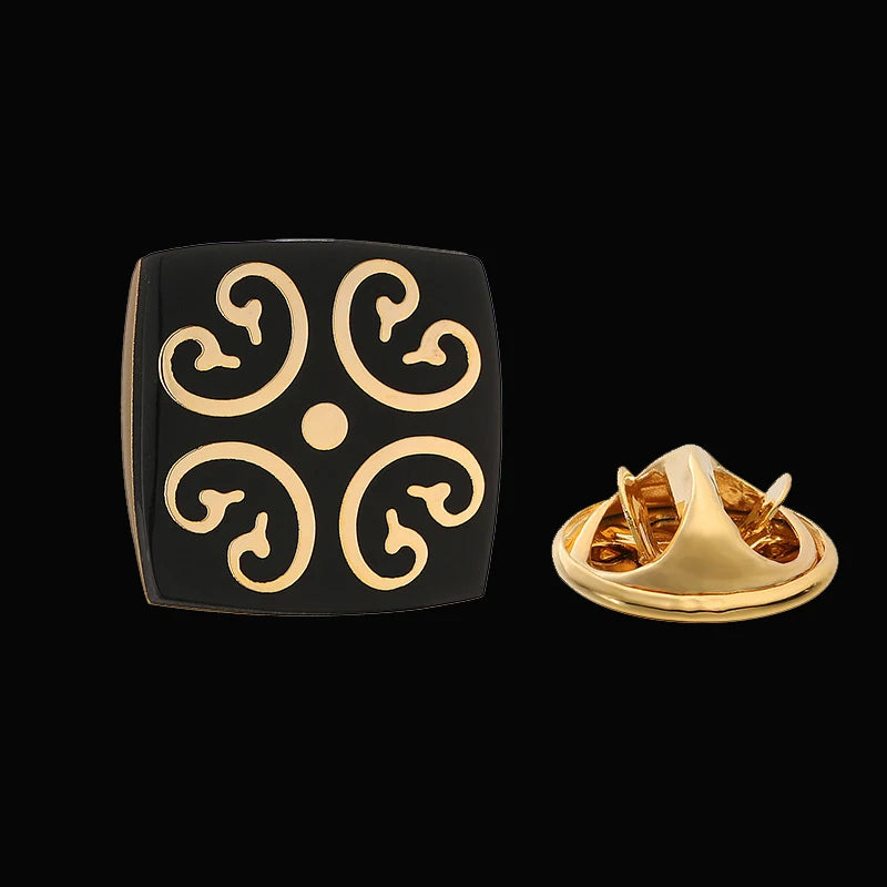 Noir and Gold Crest brooch