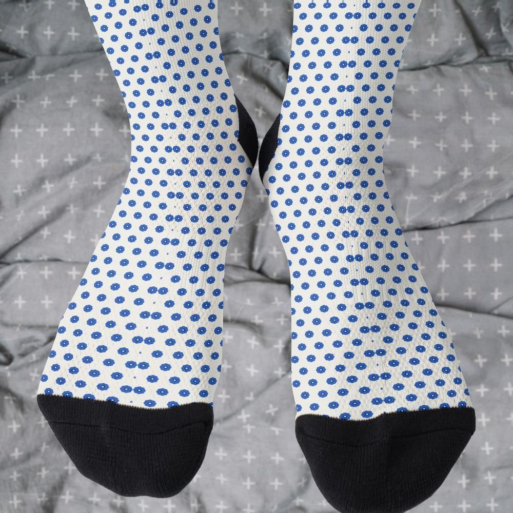 Matching tie pattern dress socks