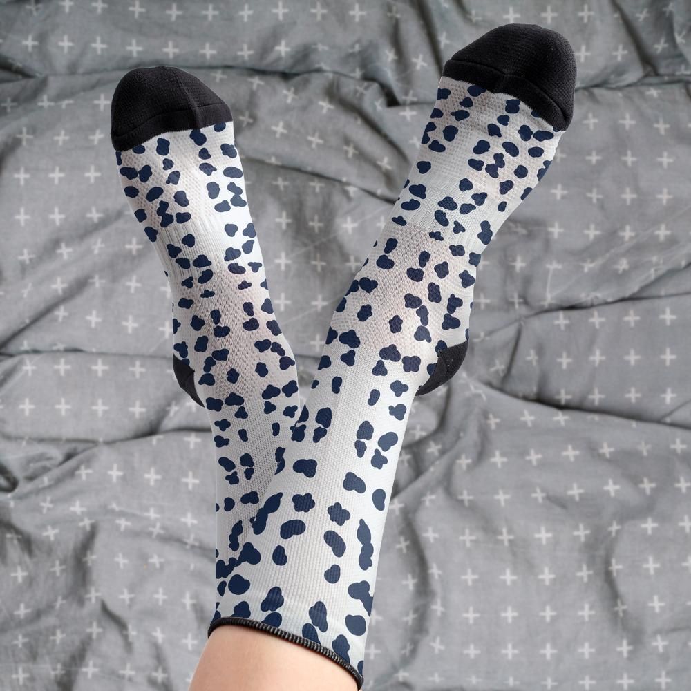 Matching tie pattern dress socks