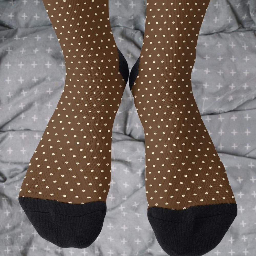 Matching tie pattern dress socks