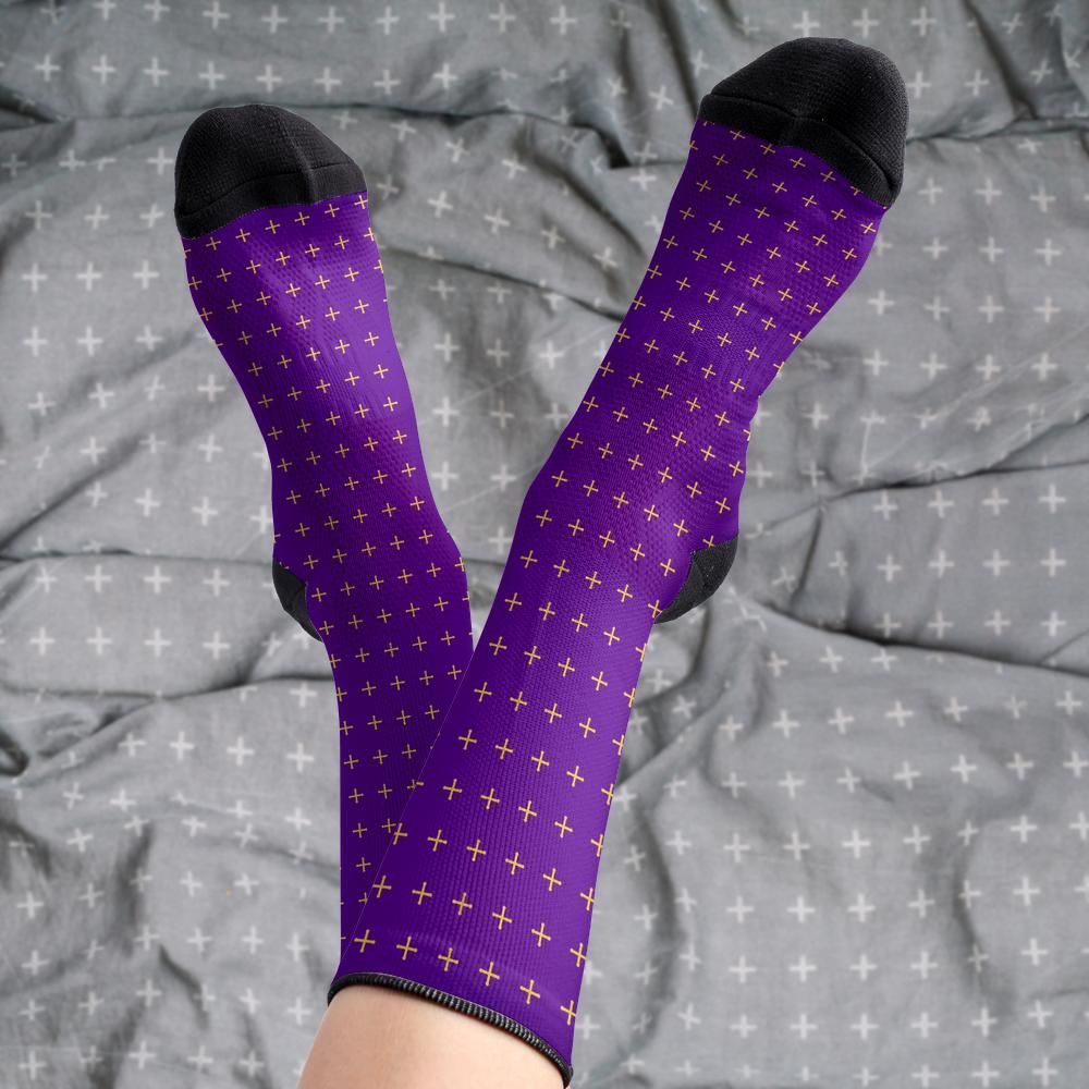 Matching tie pattern dress socks
