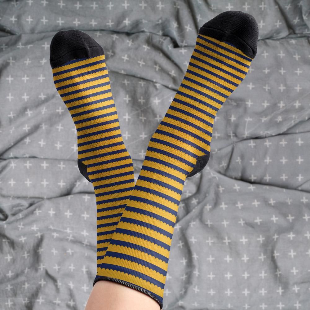 Matching tie pattern dress socks