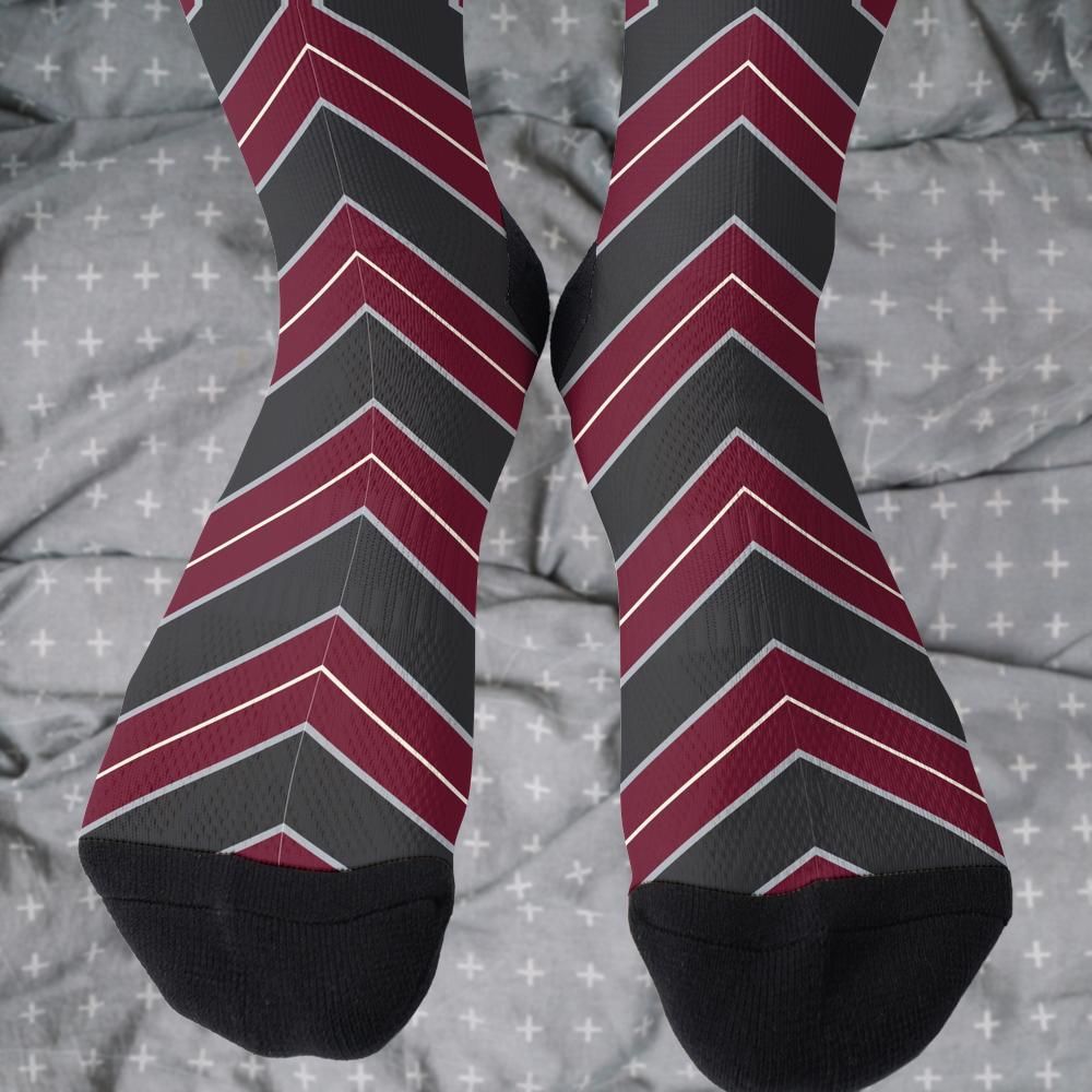 Matching tie pattern dress socks