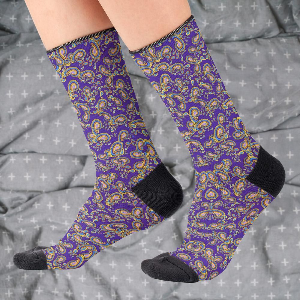 Matching tie pattern dress socks