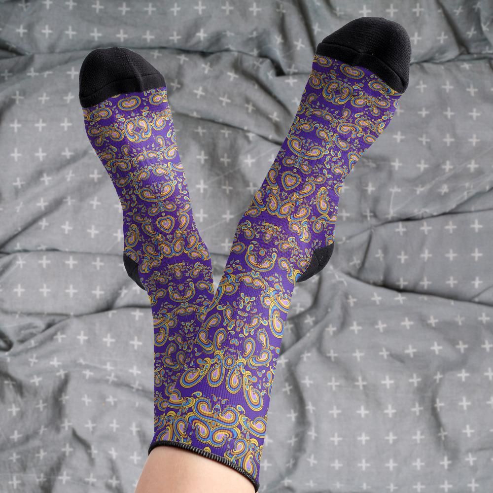 Matching tie pattern dress socks