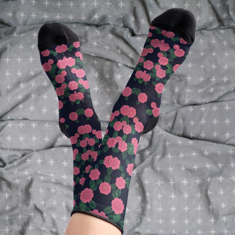 Matching tie pattern dress socks