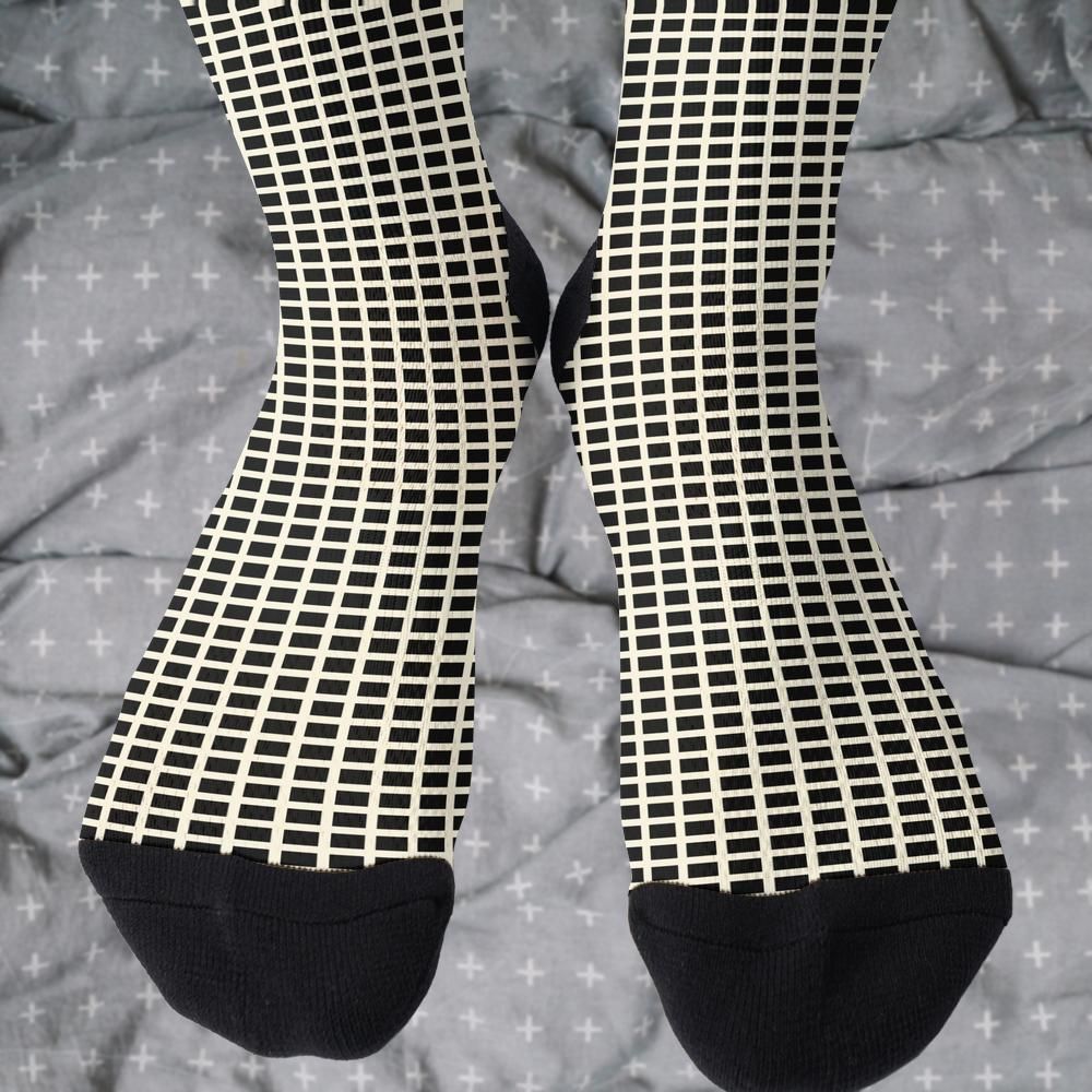 Matching tie pattern dress socks