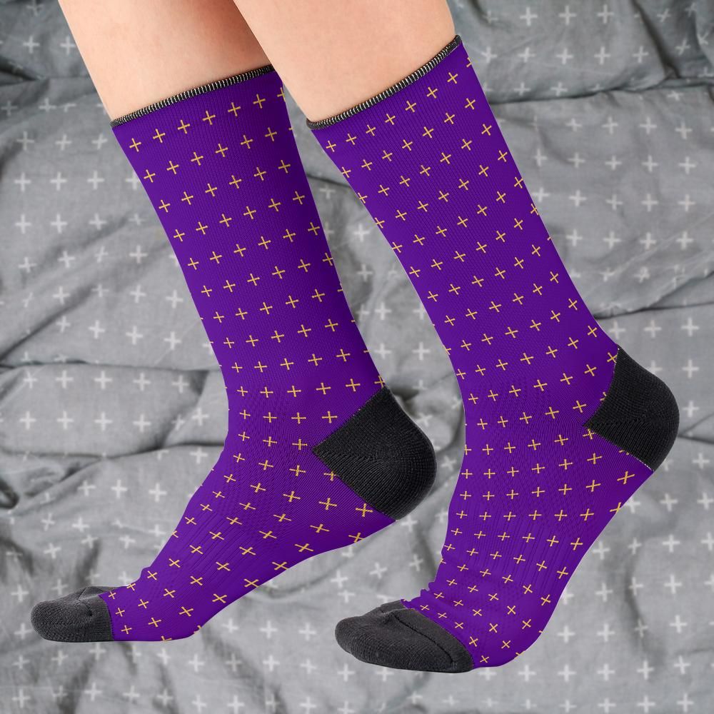 Matching tie pattern dress socks
