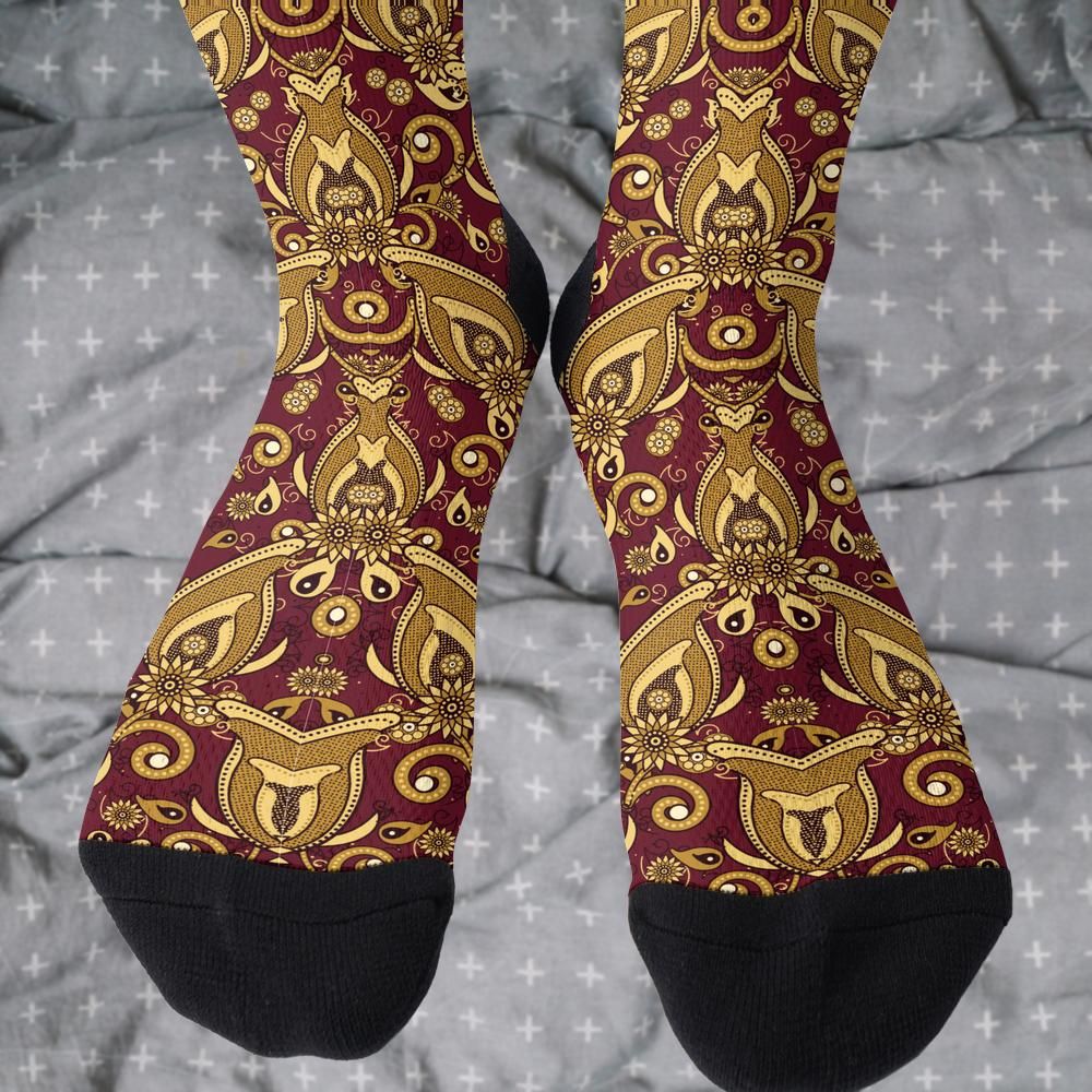 Matching tie pattern dress socks