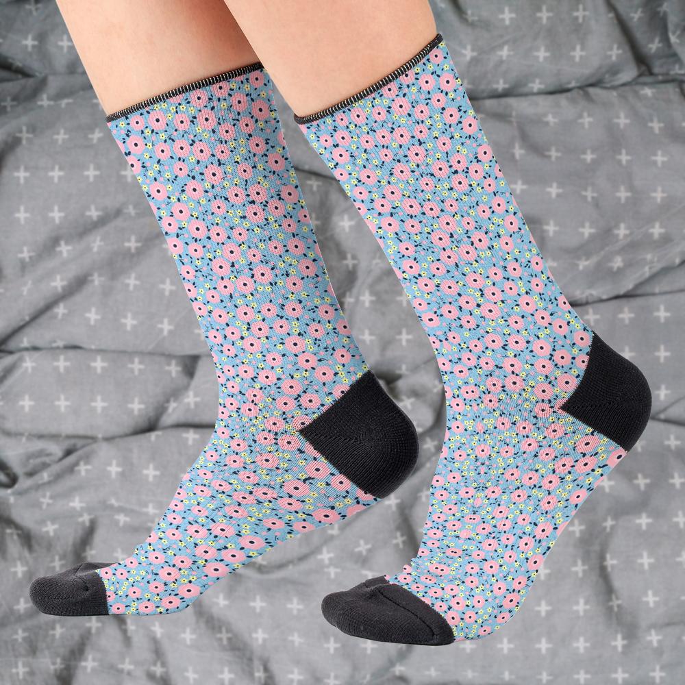 Matching tie pattern dress socks
