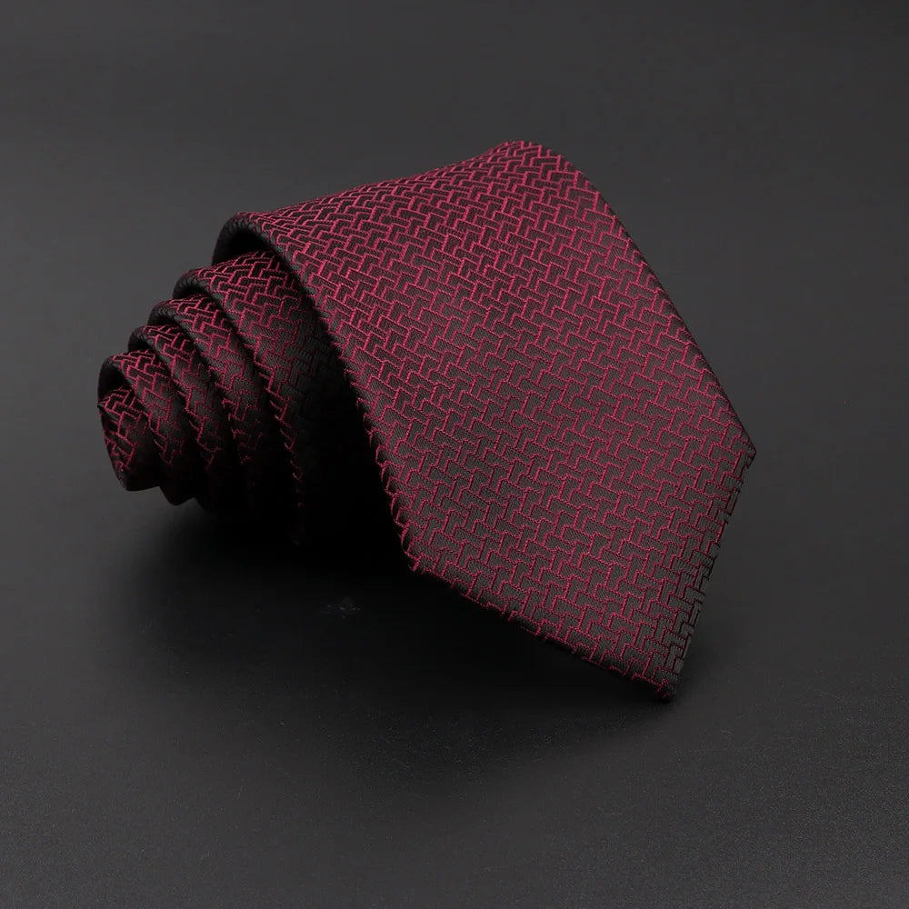 Halliwell - Burgundy Textured Tie