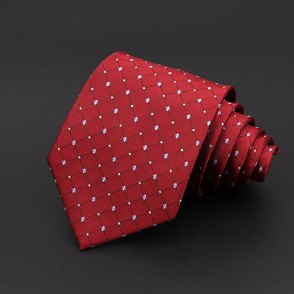 Courcelles - Crimson Grid Tie