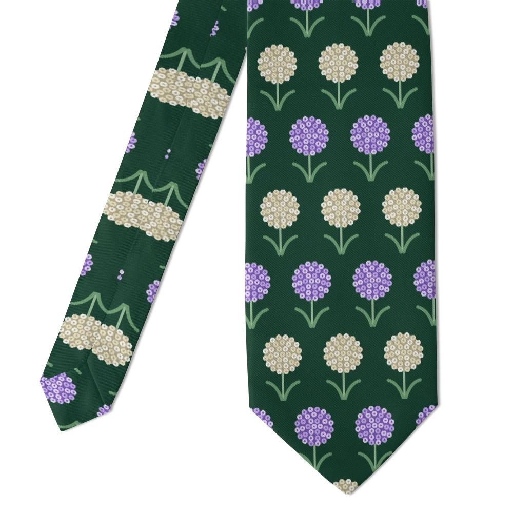 Ortenburg - Forest & Ivory Allium Tie – White Garden