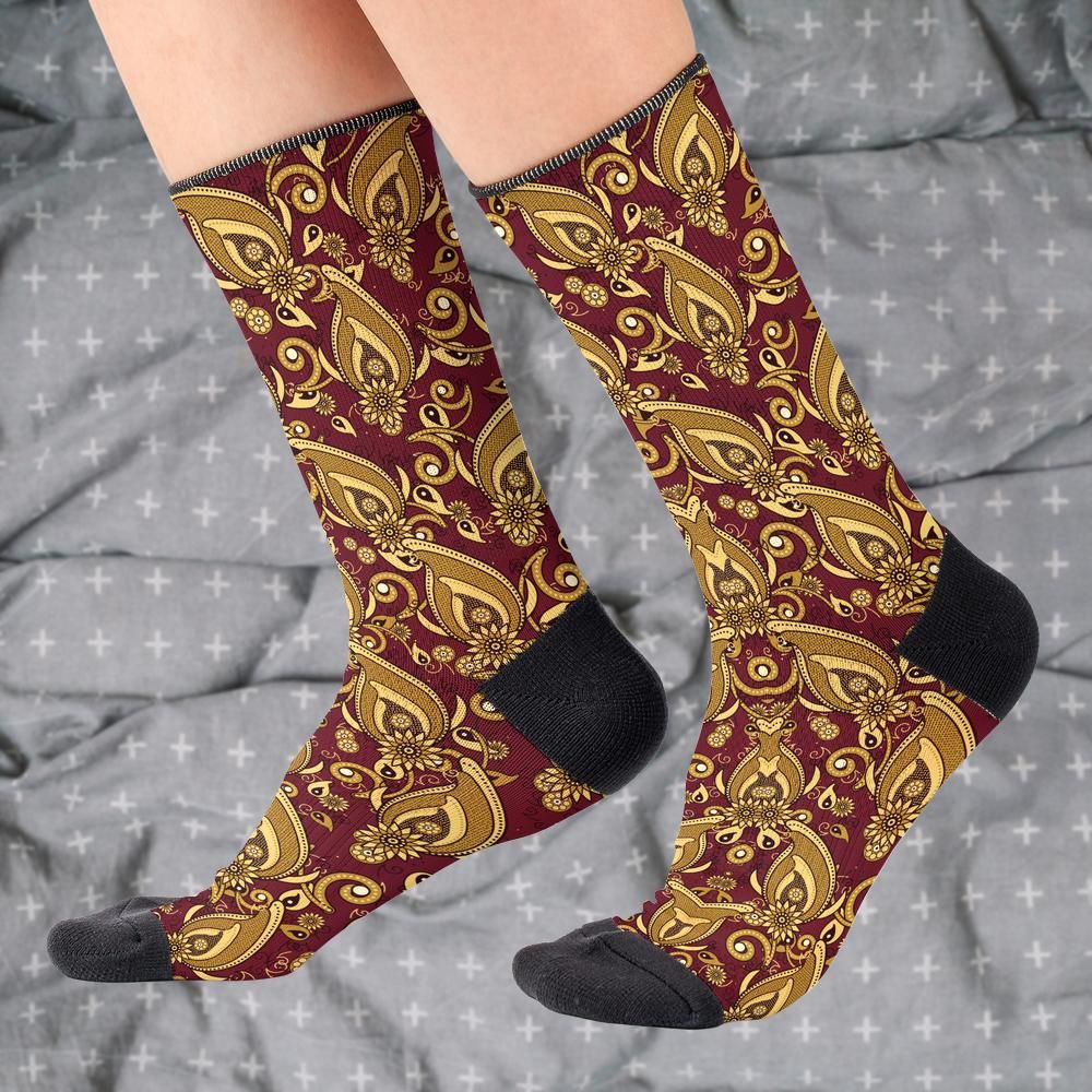 Matching tie pattern dress socks