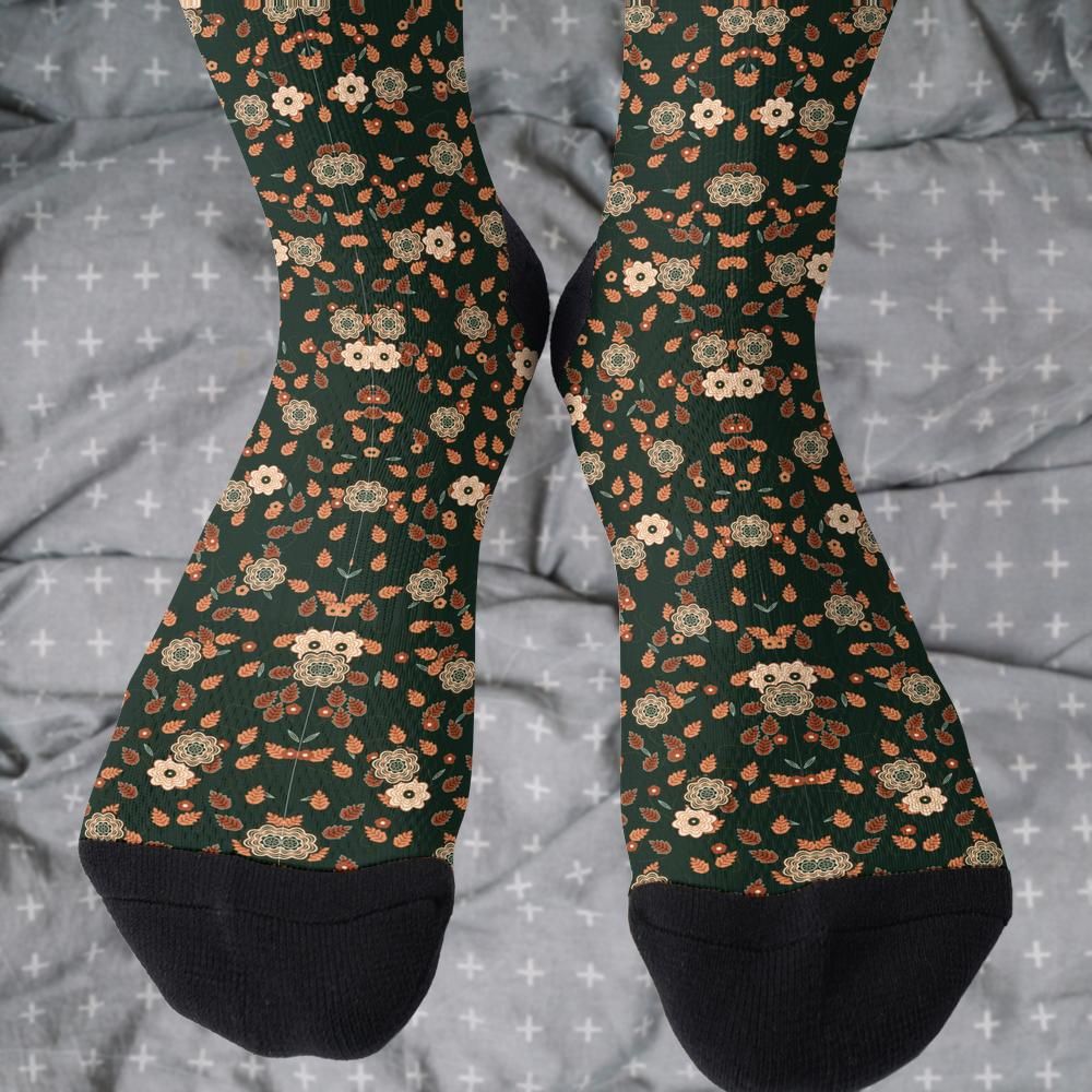 Matching tie pattern dress socks