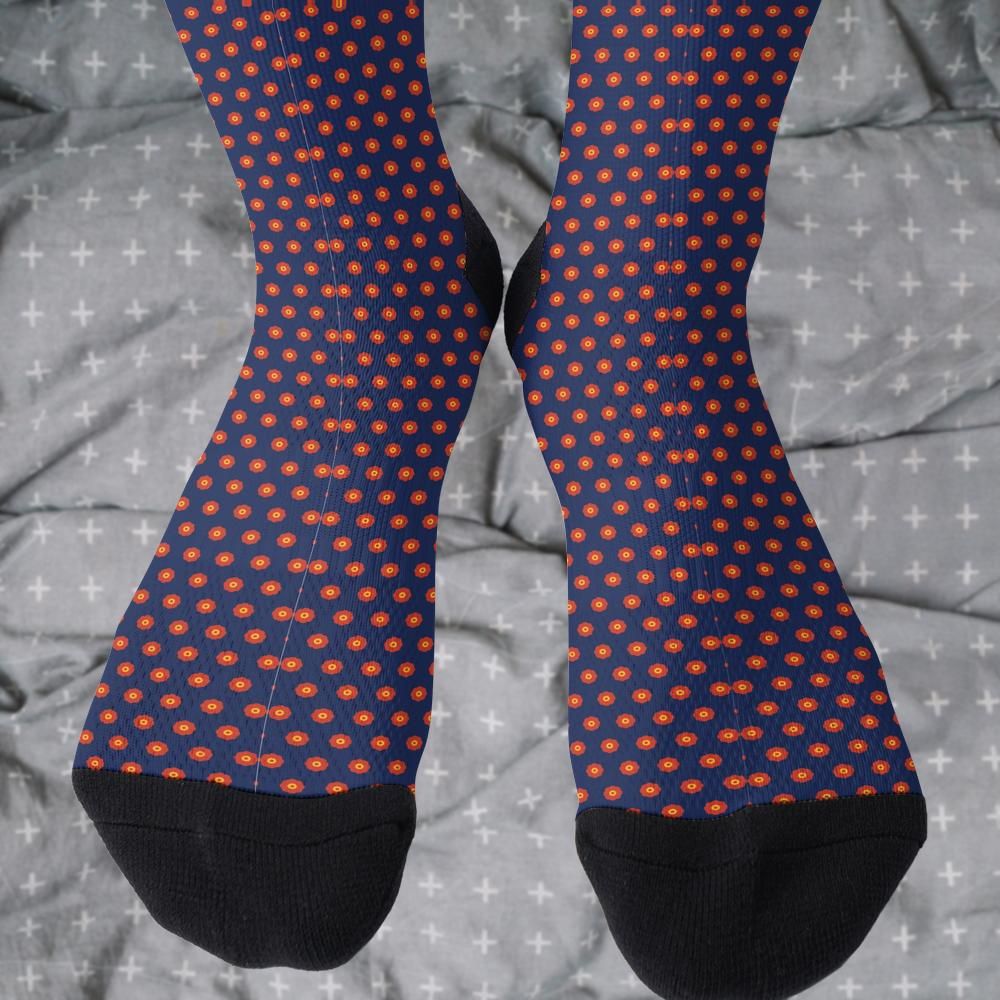 Matching tie pattern dress socks