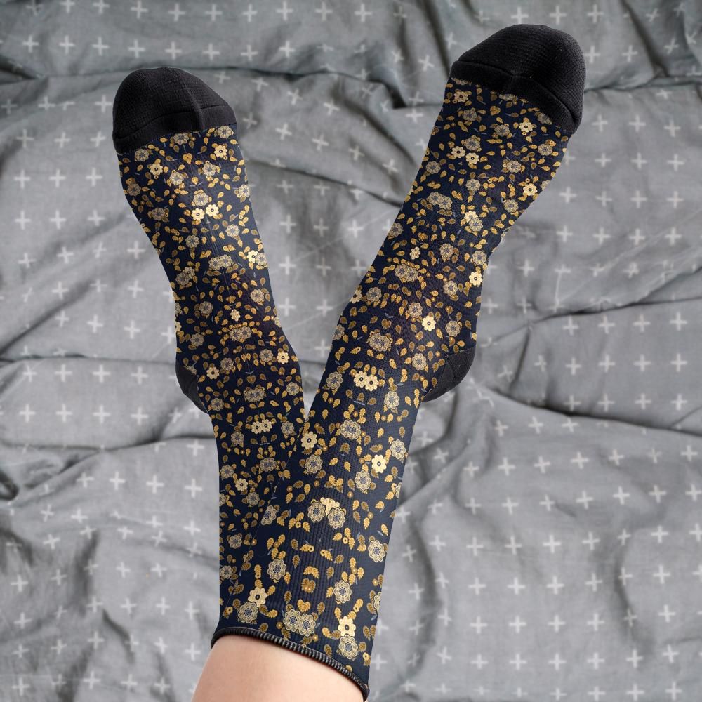 Matching tie pattern dress socks