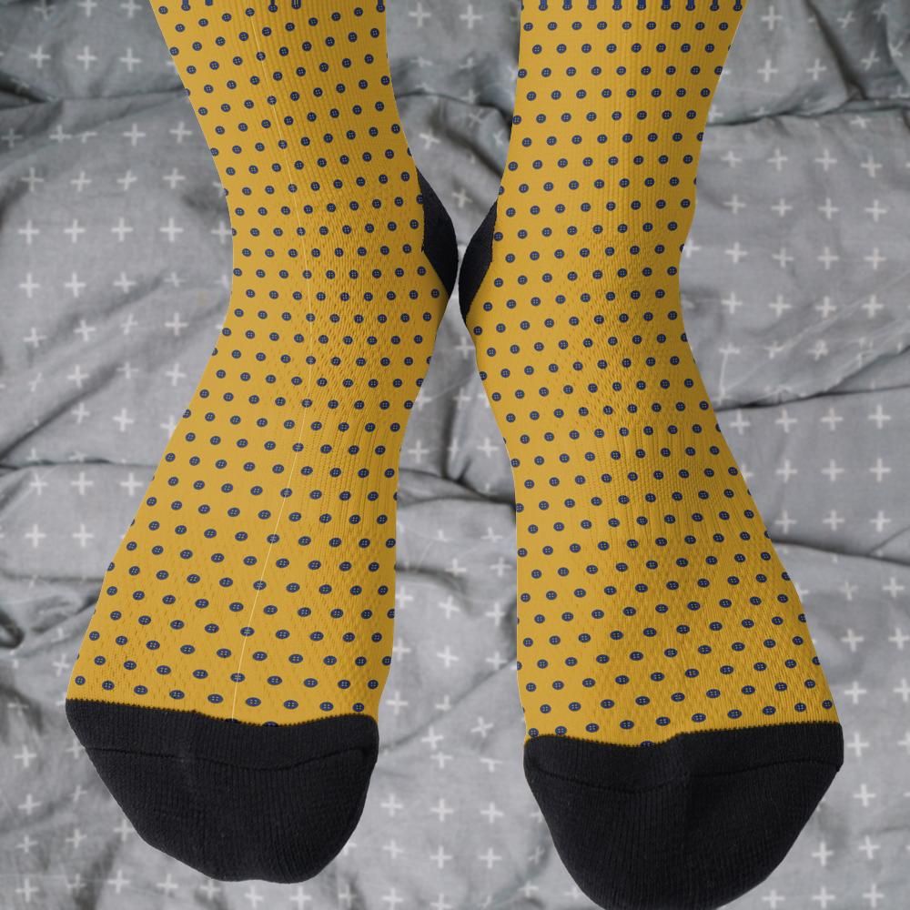 Matching tie pattern dress socks